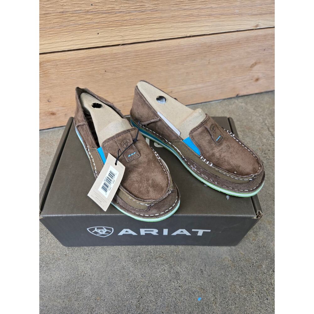 Ariat Cruiser Brown Suede Blue Green Slip On Loafers NIB Women's Size 6B - Picture 2 of 7